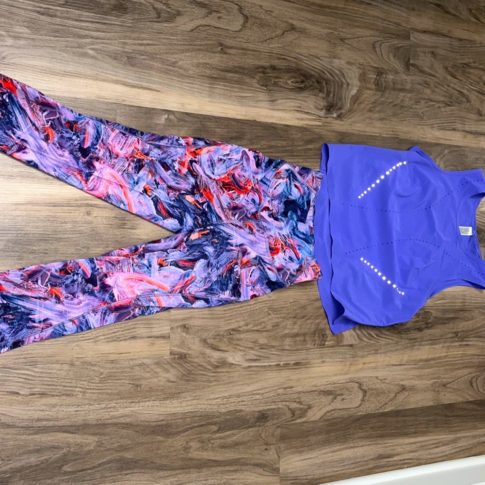 Authentic Lululemon Print Lavender Pants Leggings 2